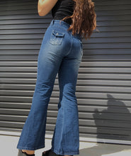 Load image into Gallery viewer, Carolina Jeans - Wear on Wednesday
